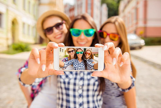 Step Up Your Instagram Game With These Selfie Tips