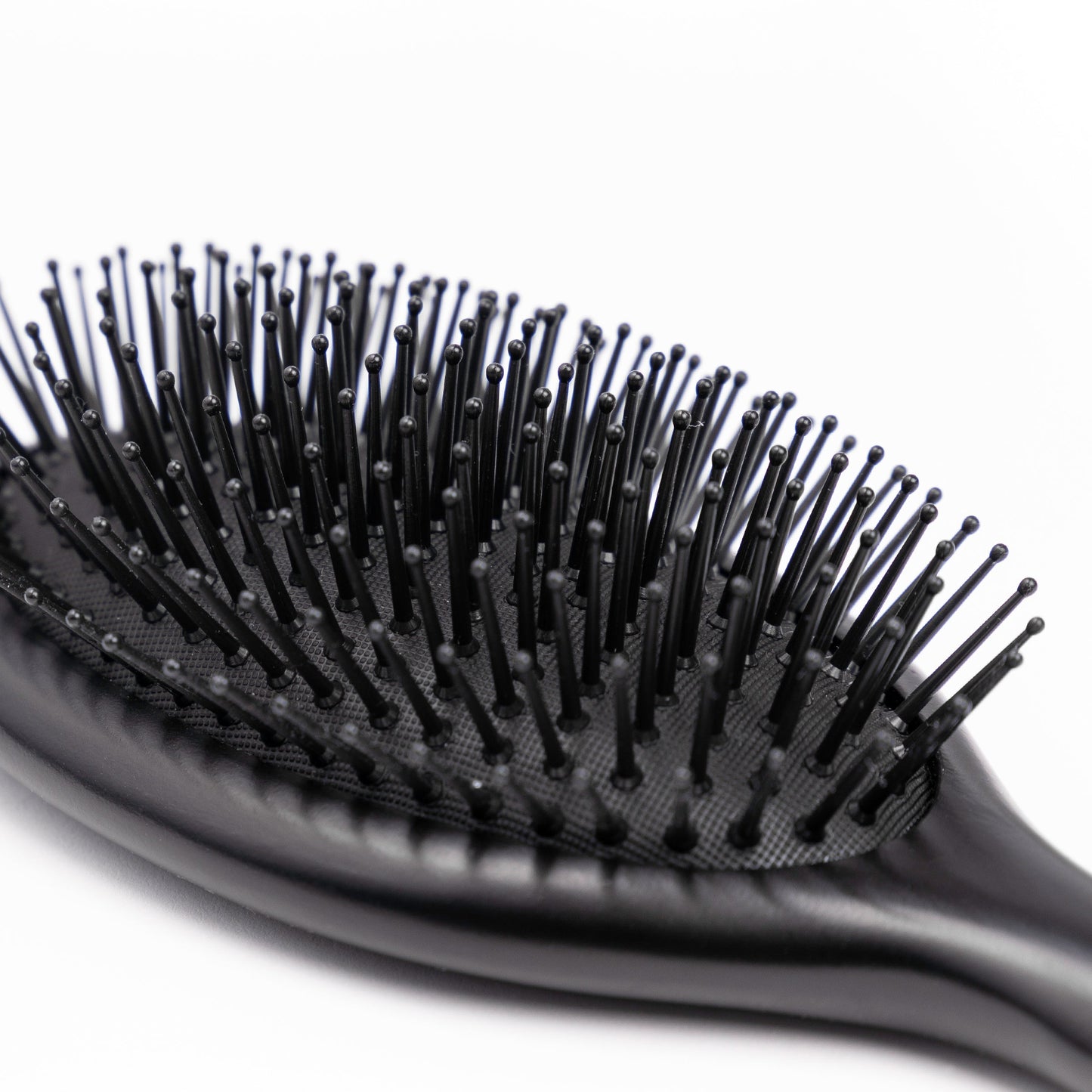 Beech Wood Brush Oval Black